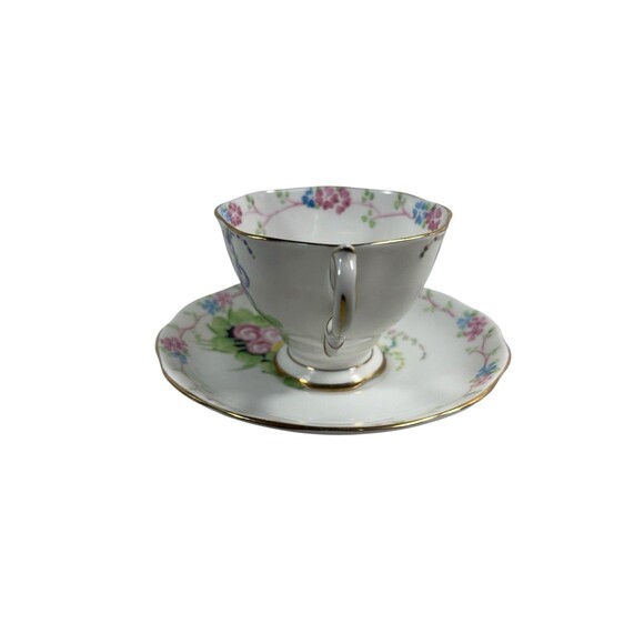 Vtg Royal Albert HOLLYHOCKS #2475 Teacup Saucer Countess Gold Rim - Picture 13 of 15